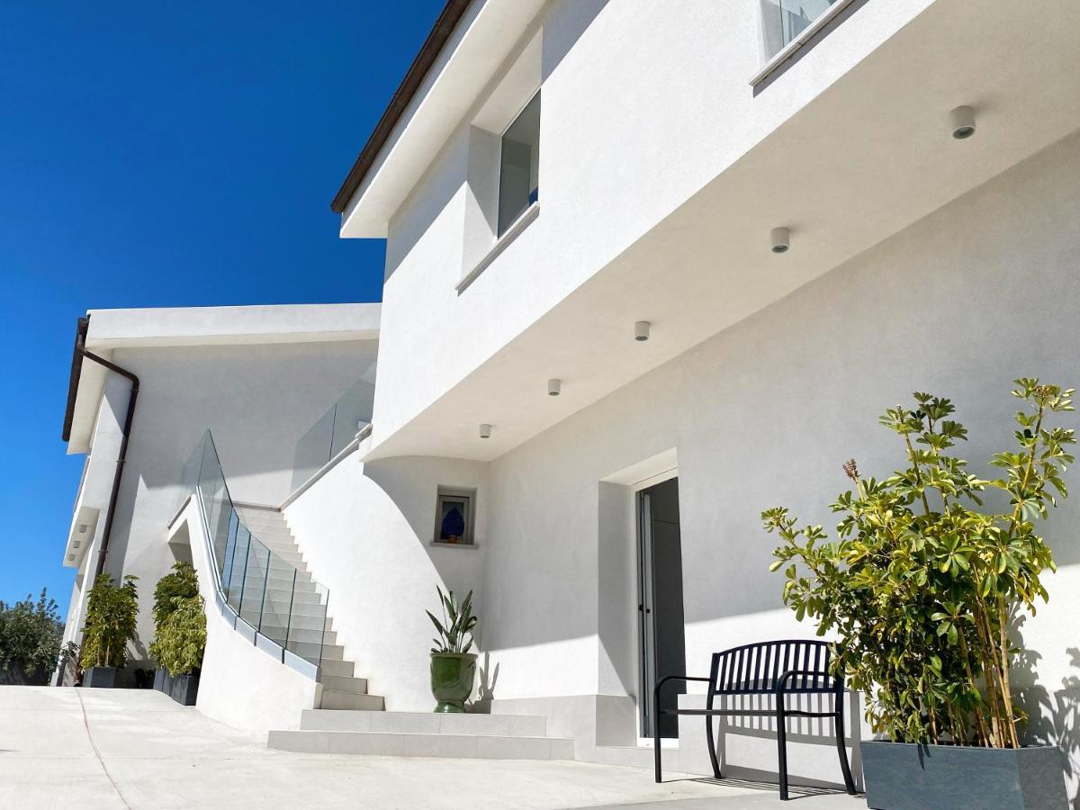 Il Mare Di Giu Boutique Guesthouse Licata Eksteriør bilde